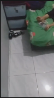 KAKAK TIRI YANG SANGE MASUK KE KAMARKU
